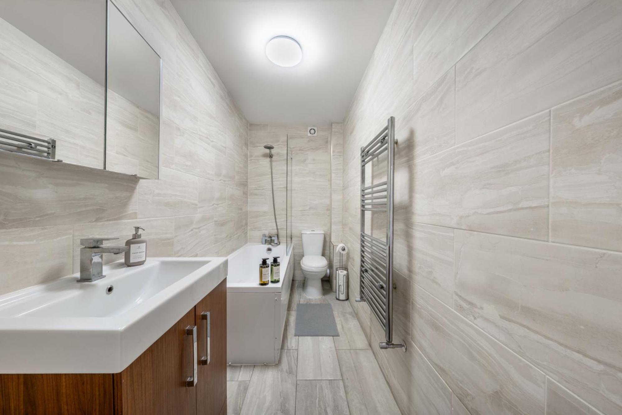 Central Watford Retreat By Hampton - Ideal For Contractors & Leisure Guests Apartamento Exterior foto